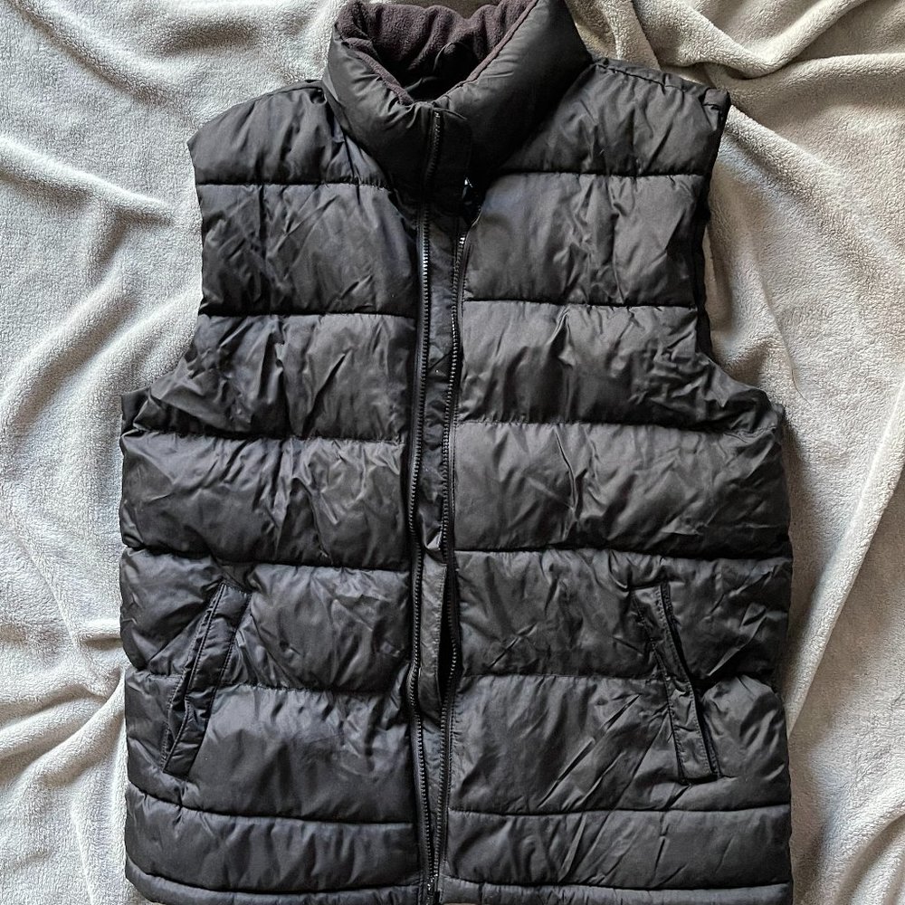 Old Navy Puffer Vest